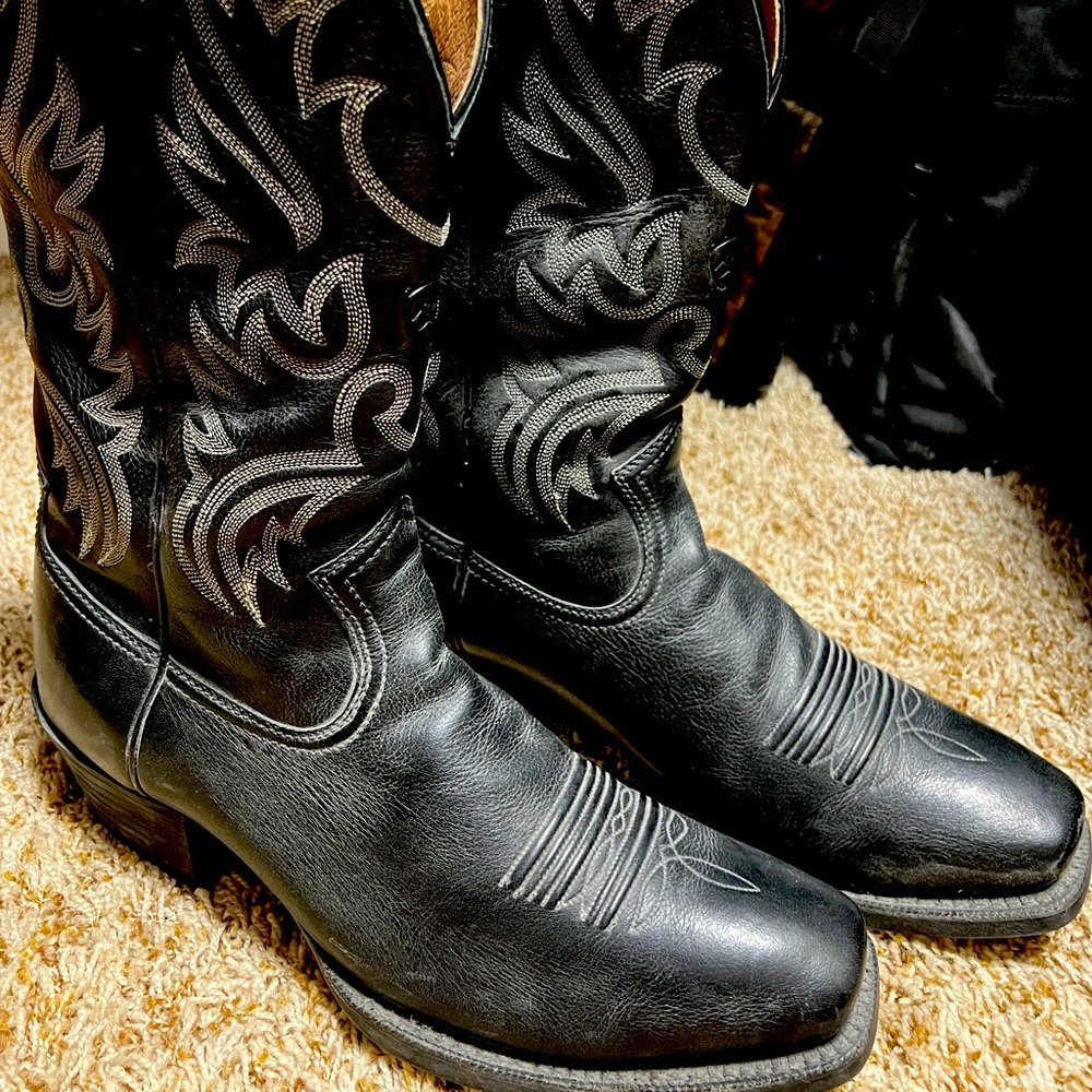 Ariat 12D Western Boots
